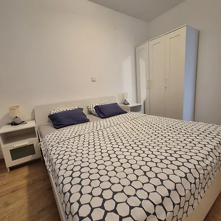 Casa de Férias Kuca Za Odmor Postonjski Maslenica