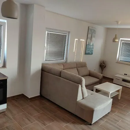 Casa de Férias Kuca Za Odmor Postonjski