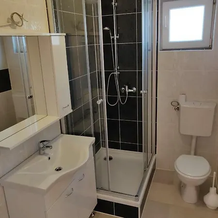 Casa de Férias Kuca Za Odmor Postonjski *