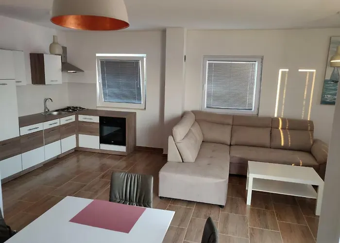 Kuca Za Odmor Postonjski Ferienhaus Maslenica