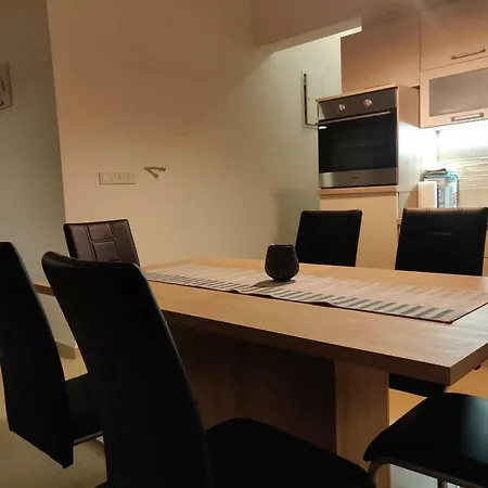 Kuca Za Odmor Postonjski Maslenica