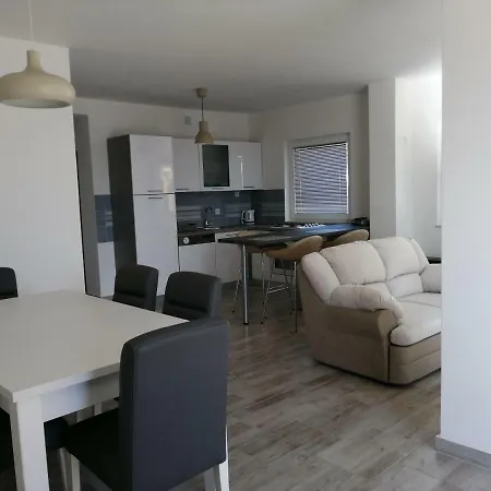 Holiday home Kuca Za Odmor Postonjski
