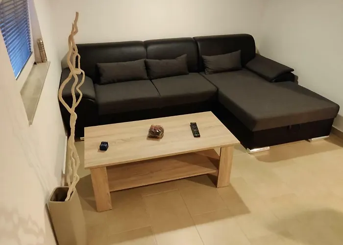 Holiday home Kuca Za Odmor Postonjski *